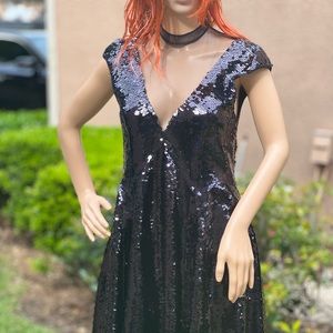 Black XS Dress From White House Black Market With Frails